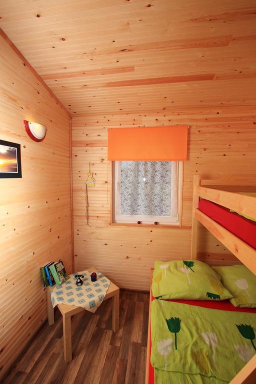 Domki Letniskowe Amelia Ustronie Morskie Chambre photo